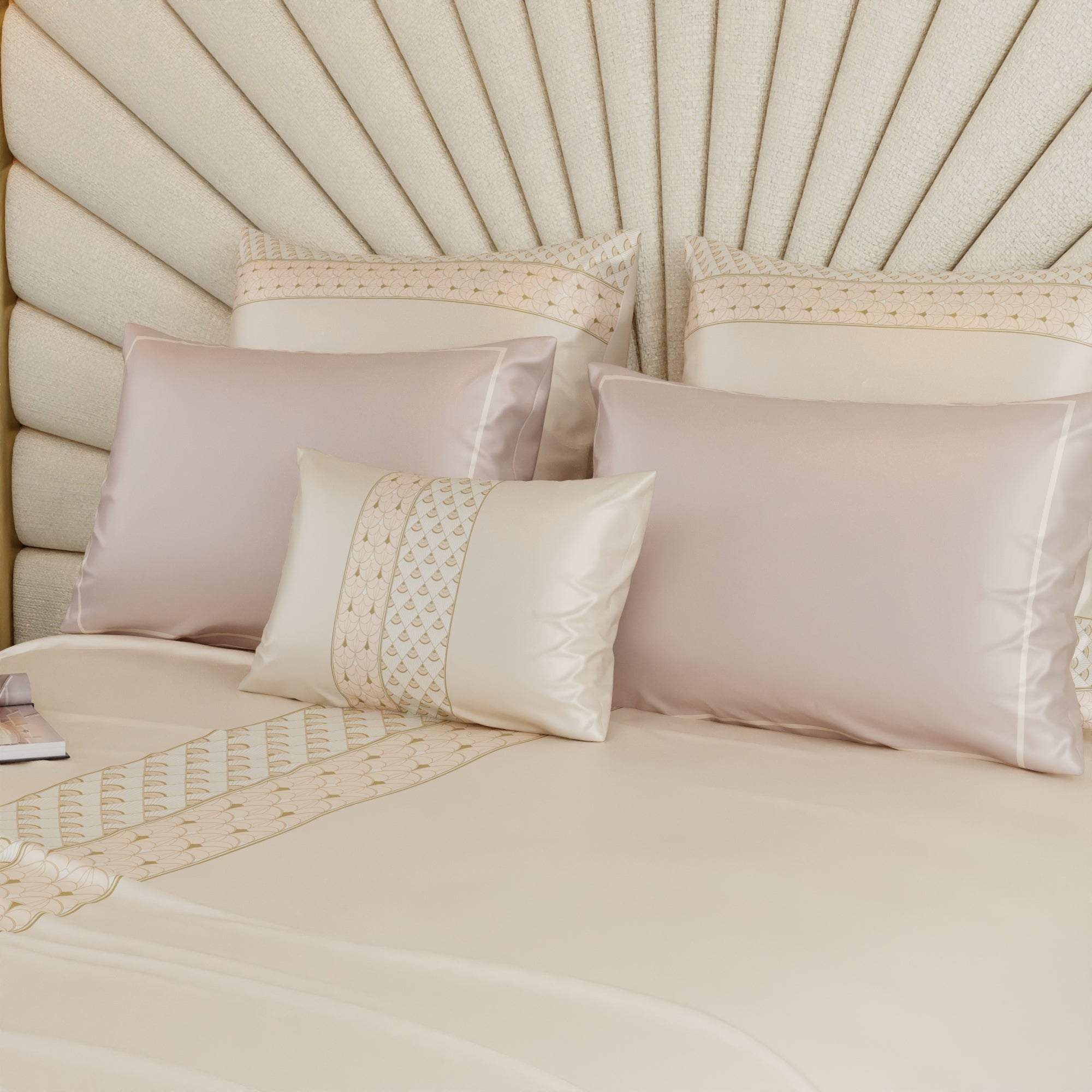 Queen's Blush 6 Piece Bedsheet Set