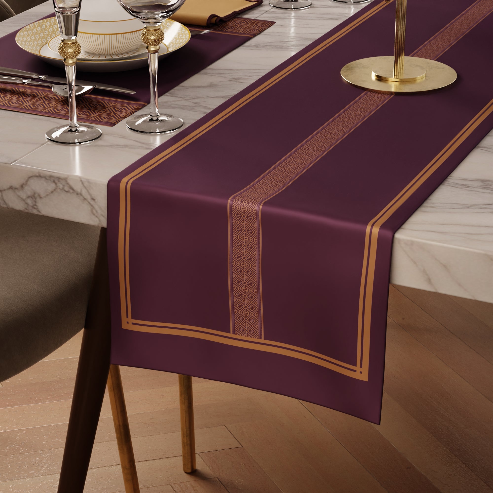 Scarlet Feast Table Linen Set