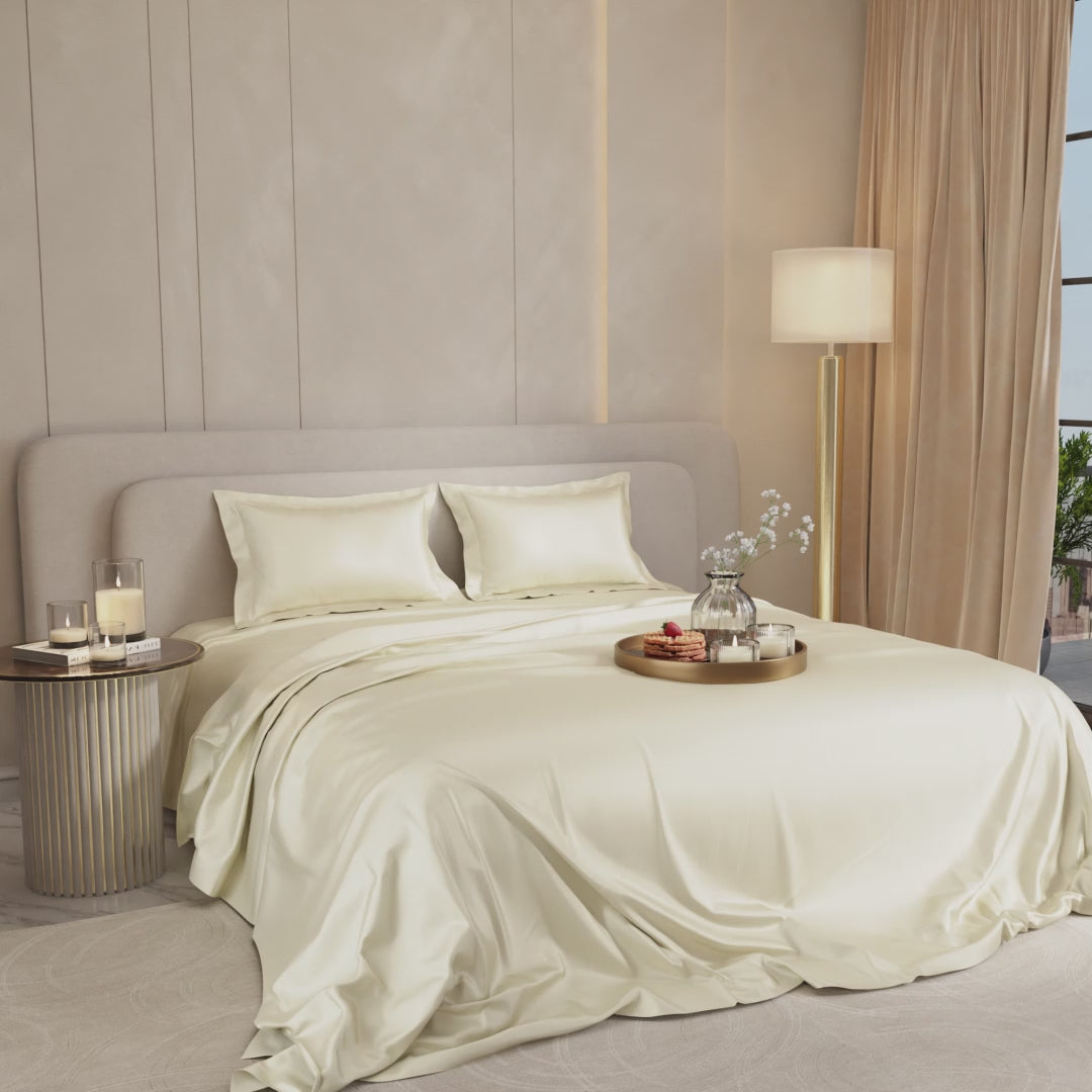 Charming Ivory Flat Bedsheet Set