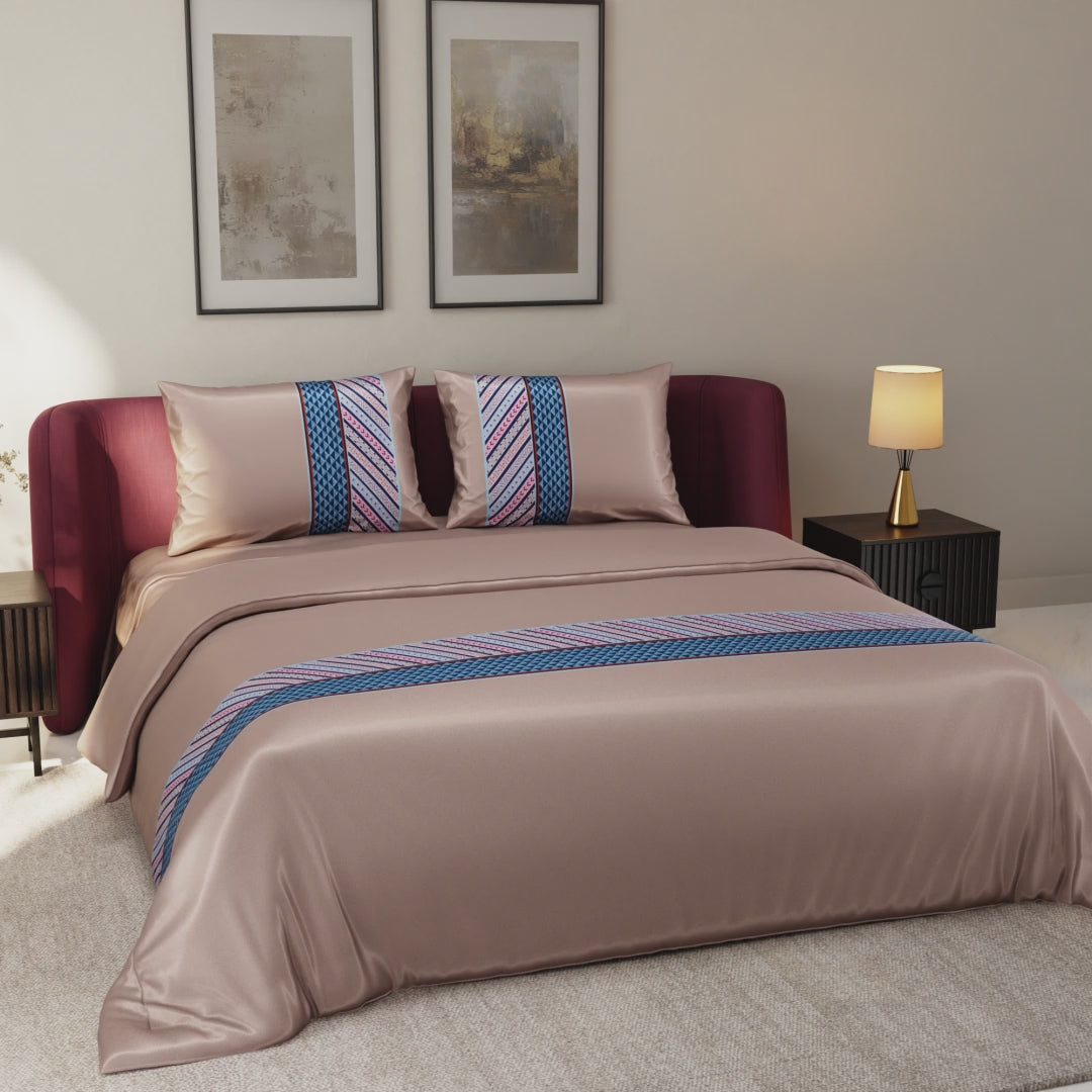 Château Charisma Comforter Set